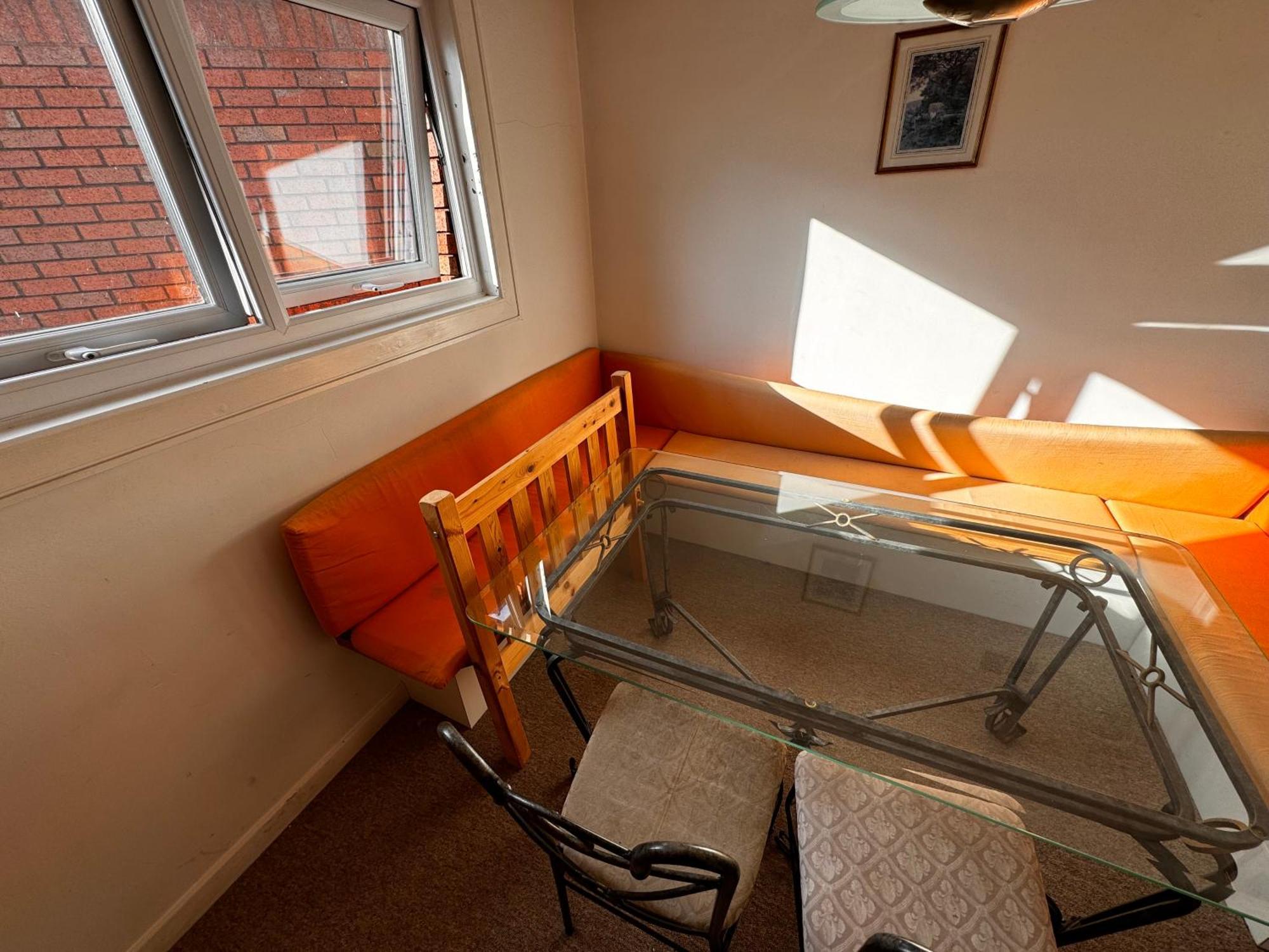 Two-Bedroom Flat Close To Uni & Shopping Center With Free Parking Coventry Ngoại thất bức ảnh